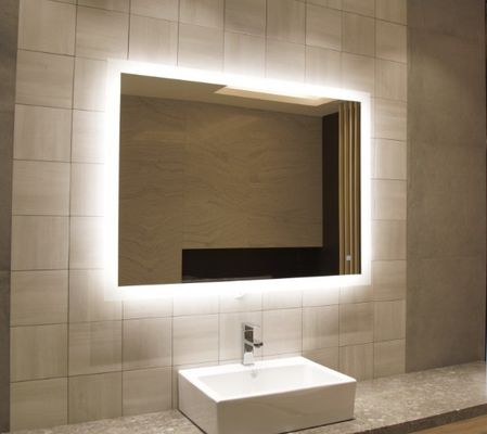 Hotel Bathroom Luxury LED Lit Up Mirror with Wall Mounted Installation and Equipped Light