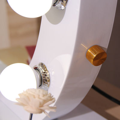 High Output Makeup Mirror With Lights Customizable Illuminated Makeup Mirror